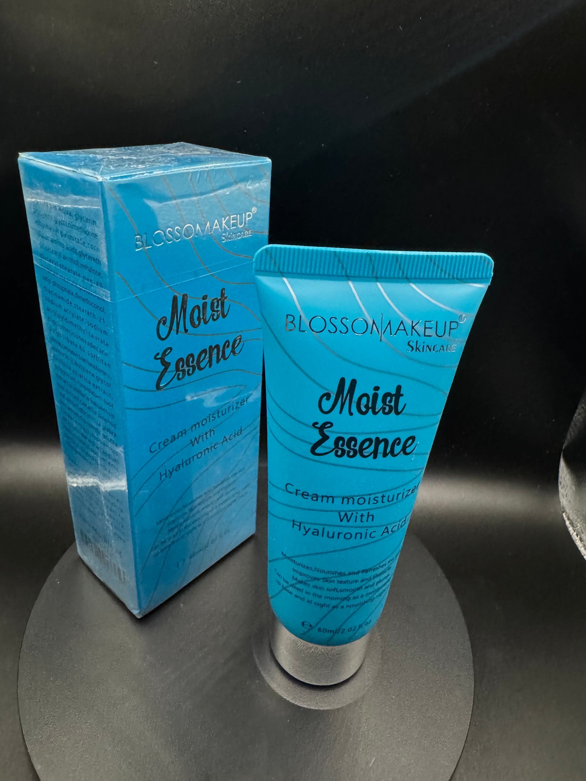 Moist essence - Blossom Makeup